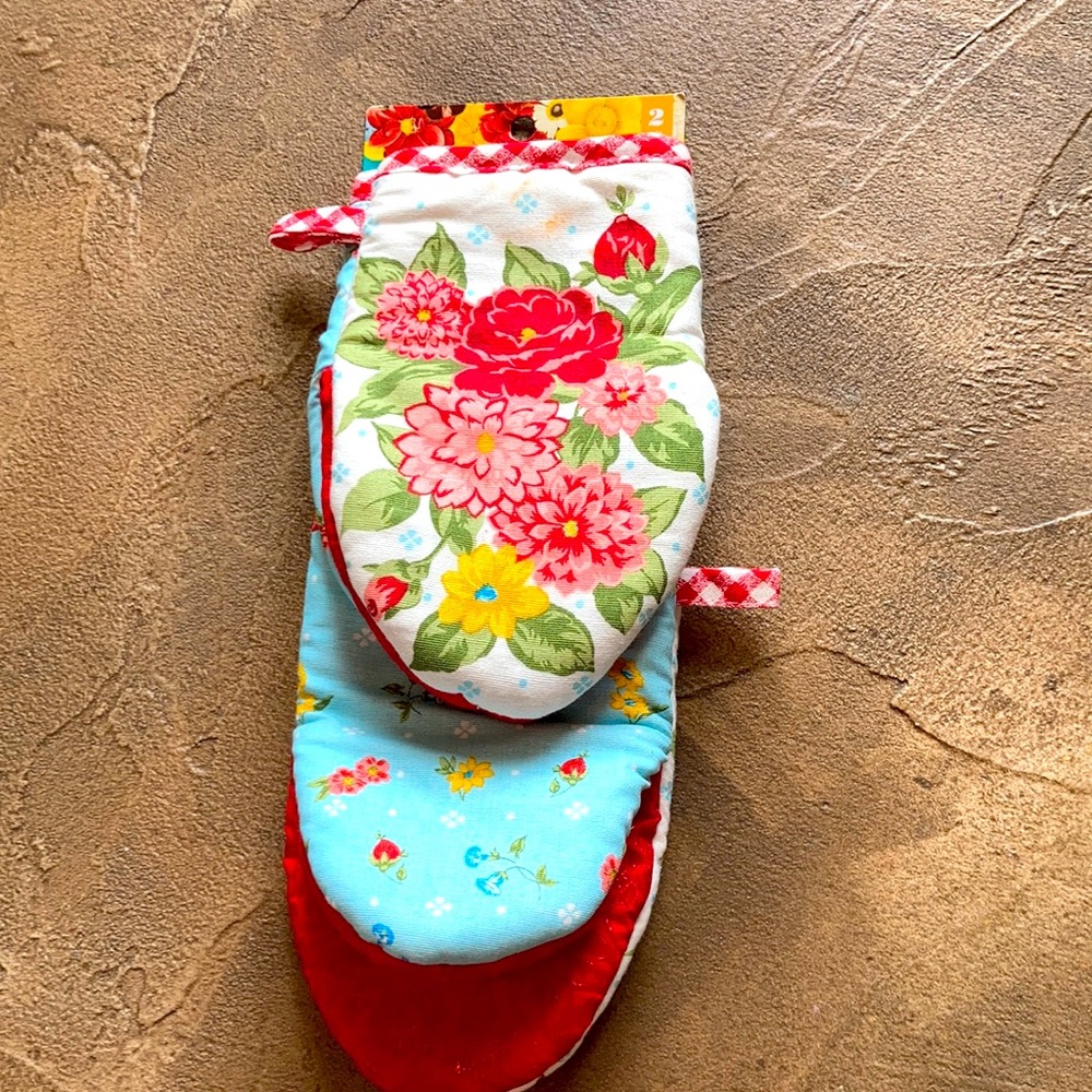 Oven mitts